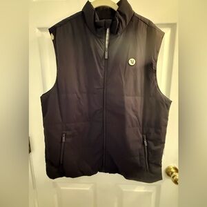 Vuori Black Quilted Puffer Vest with Zip Pockets